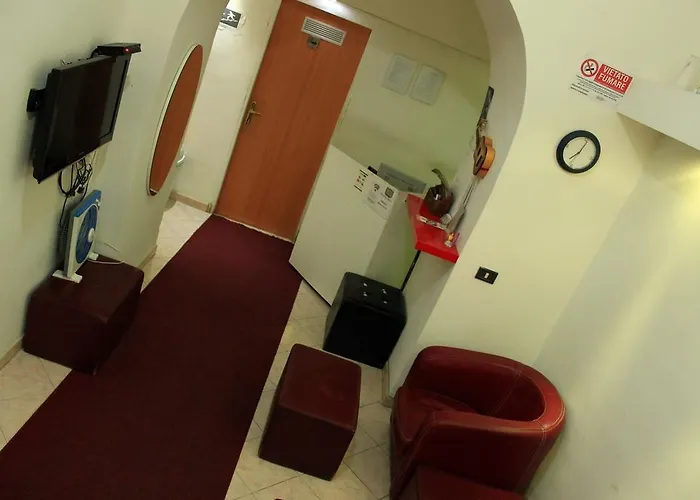 Hostel Euroroma Sas